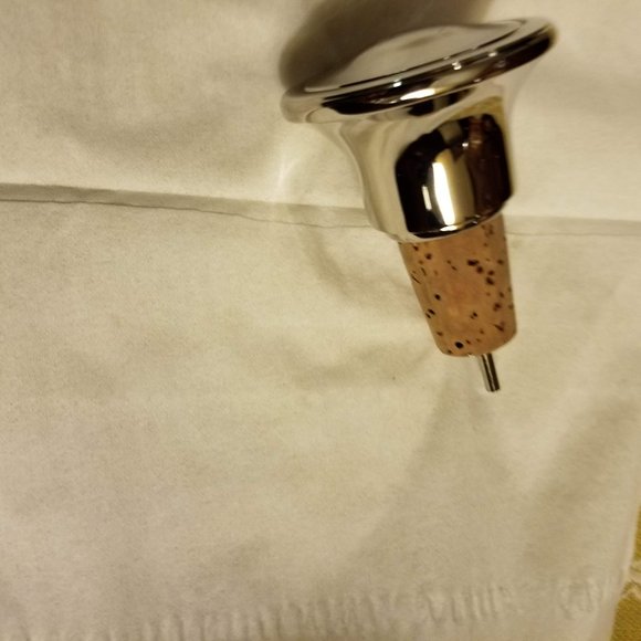Cork Stopper with Stainless Cover- Lift off the top and it pours - Picture 1 of 4